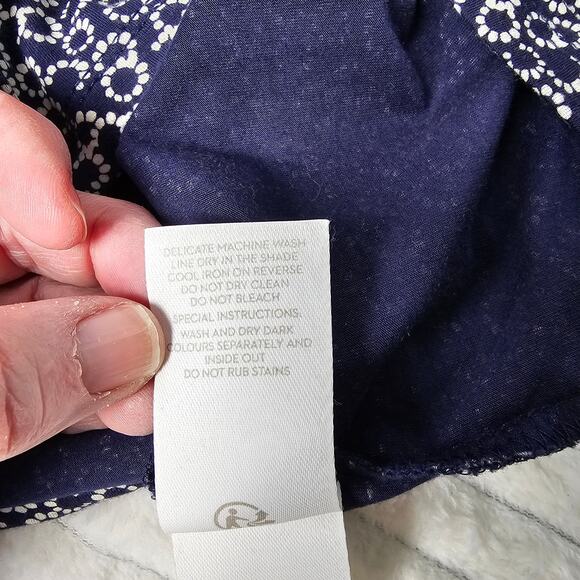 Boden Navy Floral Blouse US 12 Smocked Neck Long Sleeve Viscose Top WorkCore - Picture 11 of 11